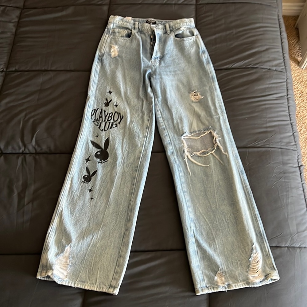 PacSun Playboy Jeans light denim distressed size 28